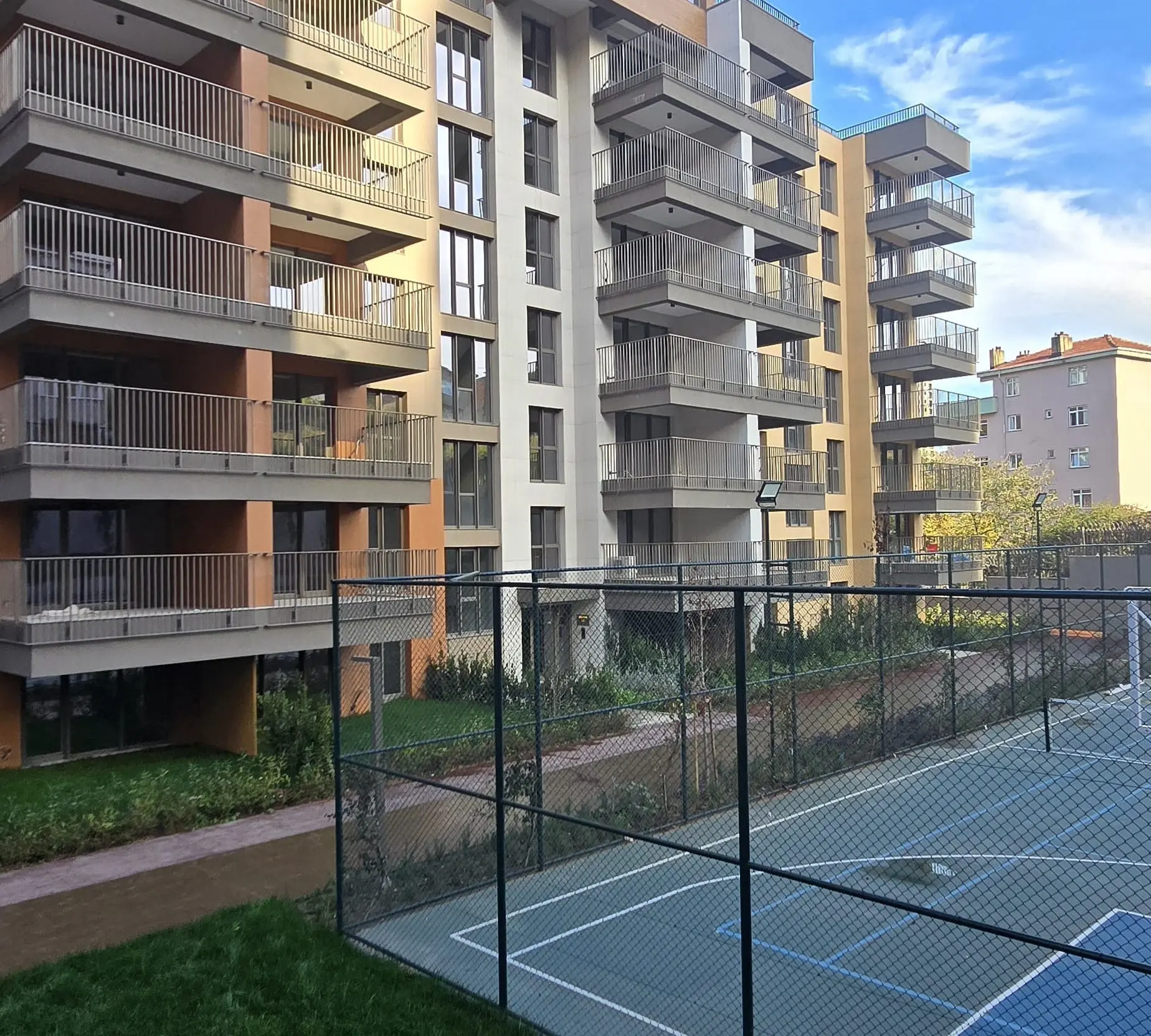 Apartments in Umraniye